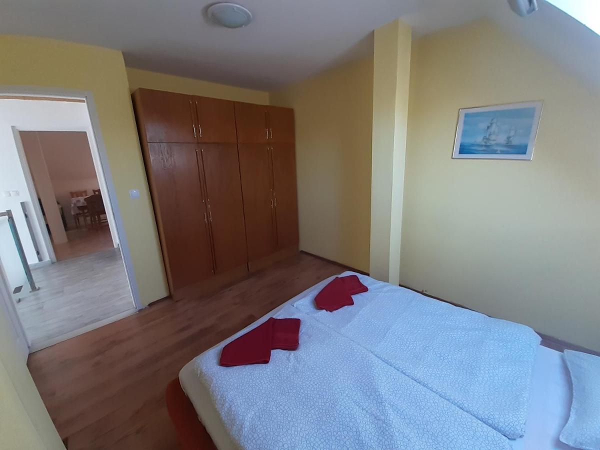 Margareta Apartman - Balatonlelle Exteriör bild