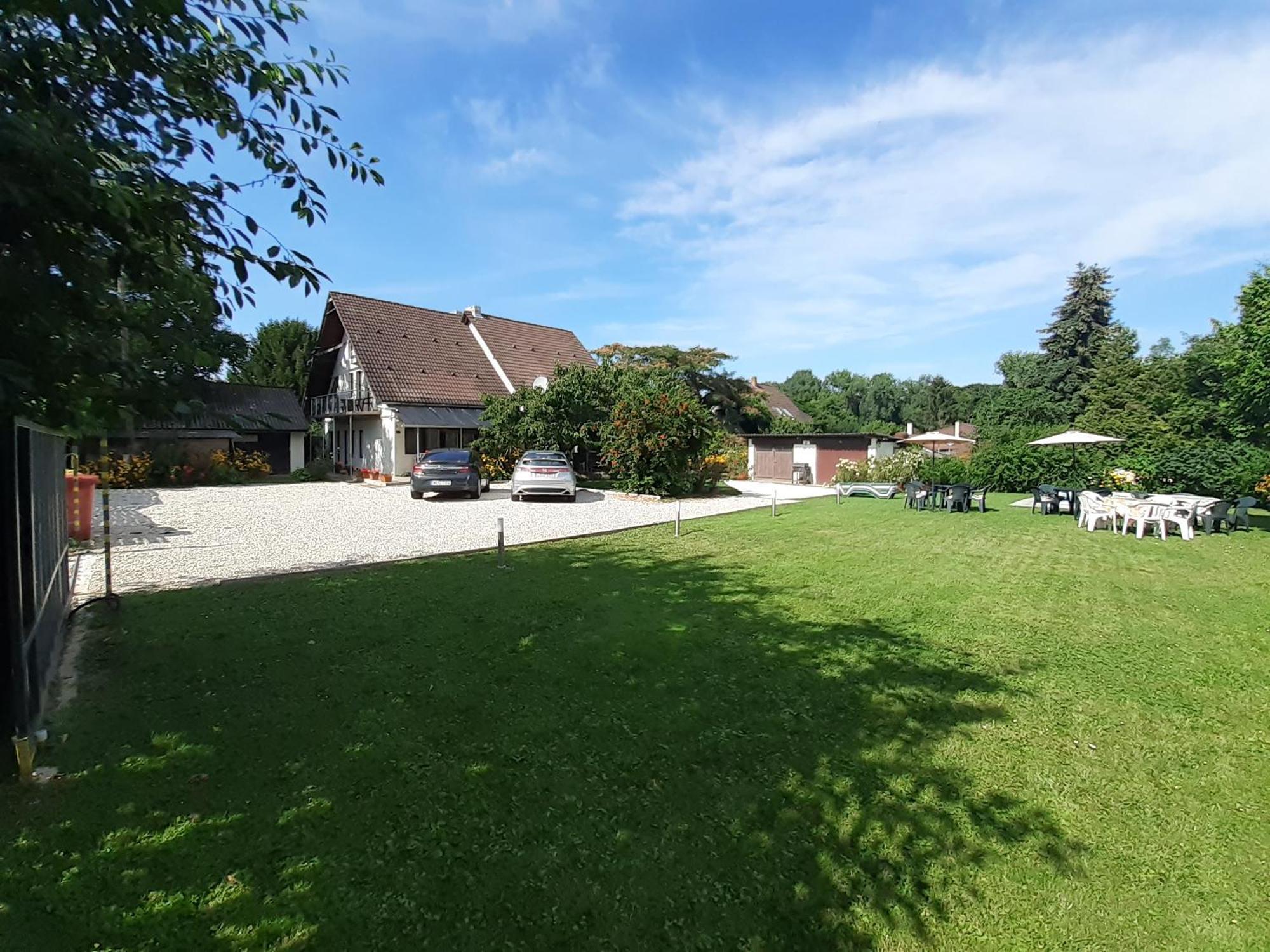 Margareta Apartman - Balatonlelle Exteriör bild