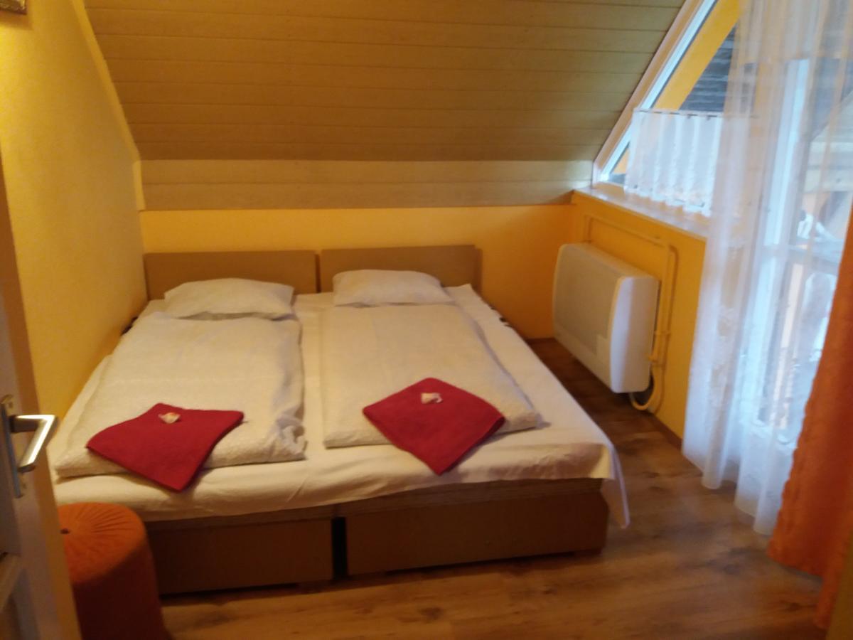 Margareta Apartman - Balatonlelle Exteriör bild