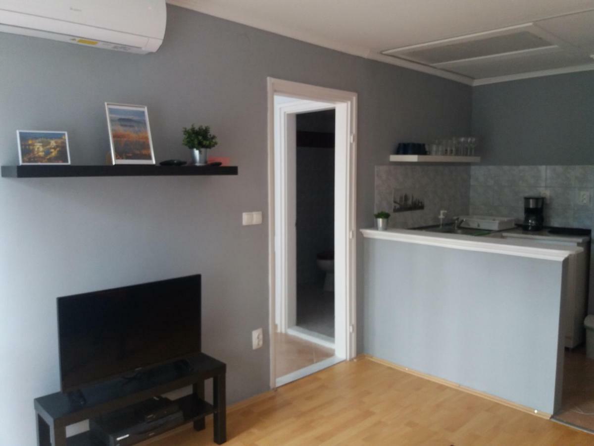 Margareta Apartman - Balatonlelle Exteriör bild