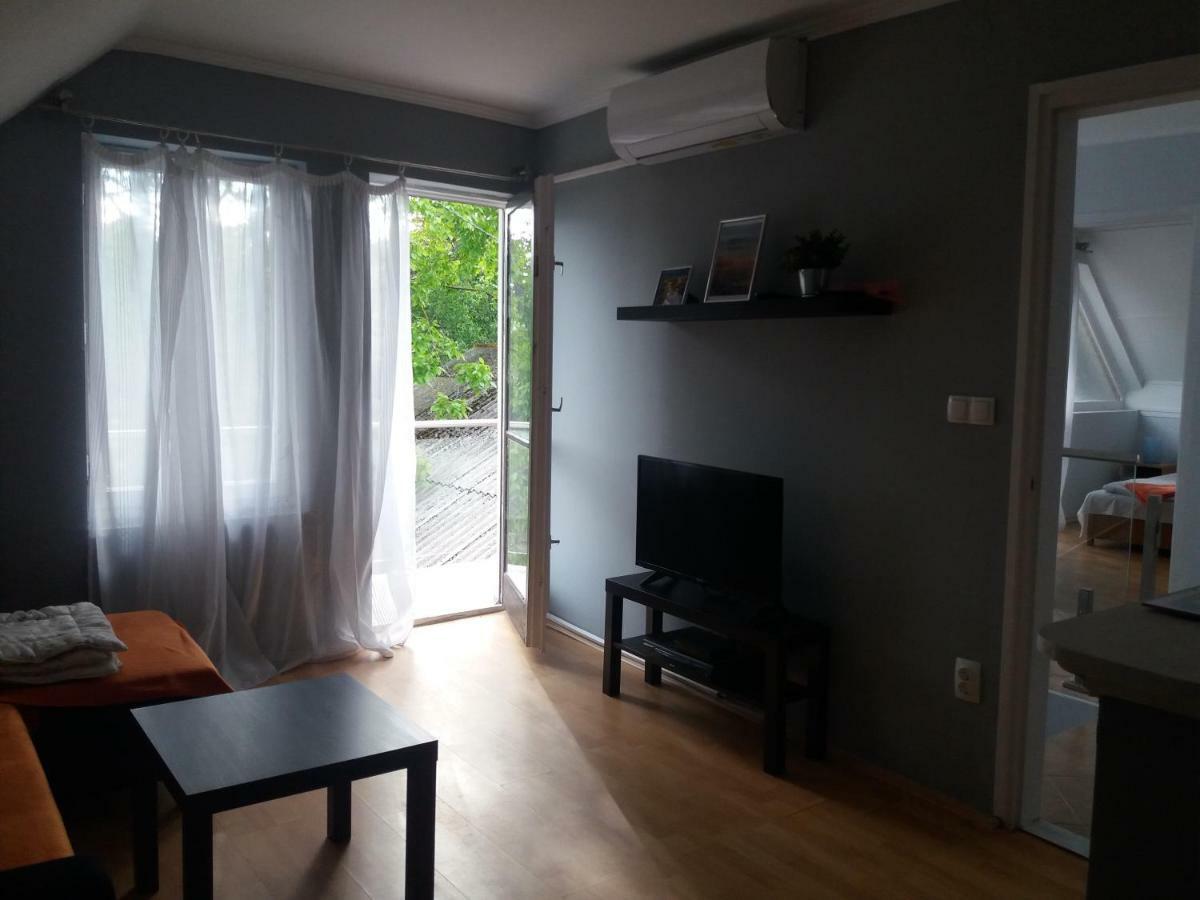 Margareta Apartman - Balatonlelle Exteriör bild
